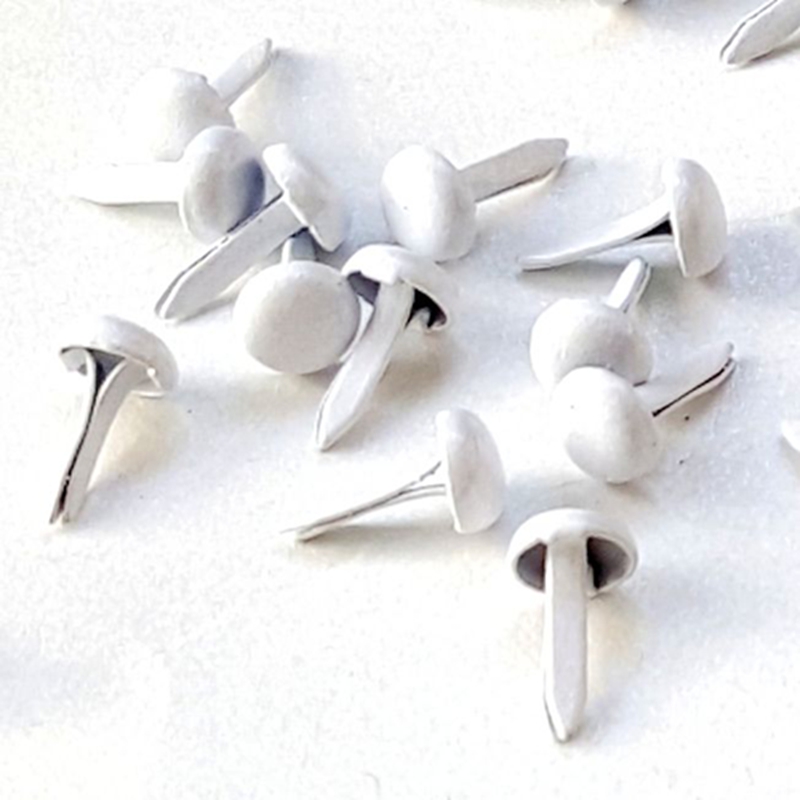 500pcs 4.5mm White  Metal Brad - огляд і ціна Papercraft Supply Invitation
